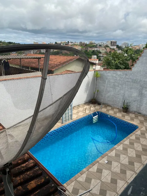 Foto 1 de Casa com 4 Quartos à venda, 300m² em Sao Dimas, Conselheiro Lafaiete