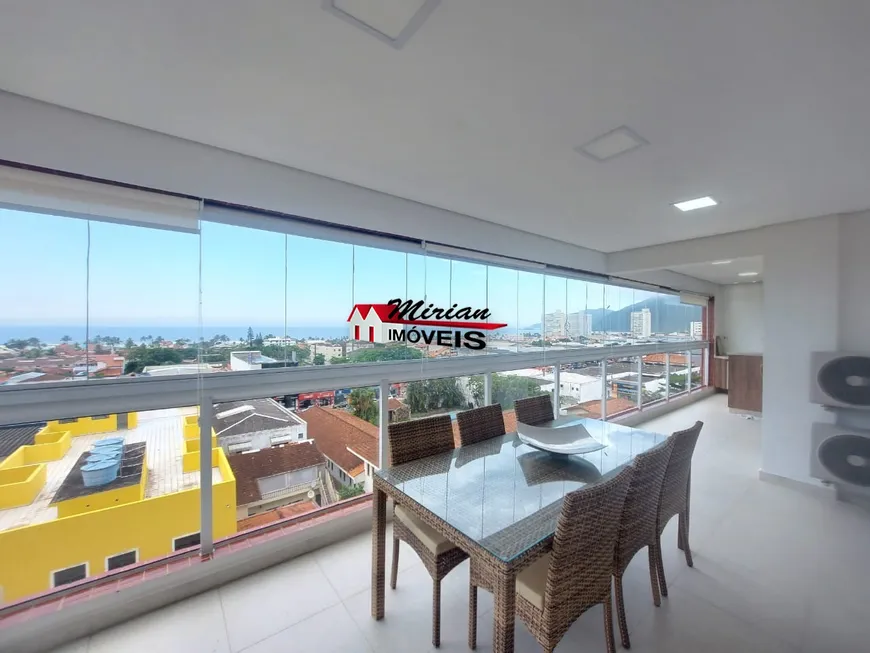 Foto 1 de Apartamento com 3 Quartos à venda, 146m² em Centro, Peruíbe