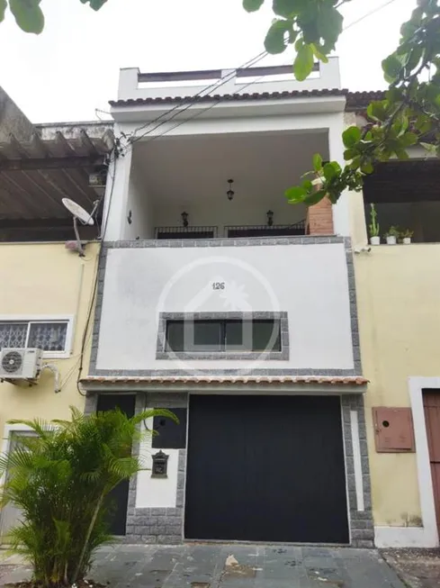 Foto 1 de Casa de Condomínio com 2 Quartos à venda, 120m² em Portuguesa, Rio de Janeiro