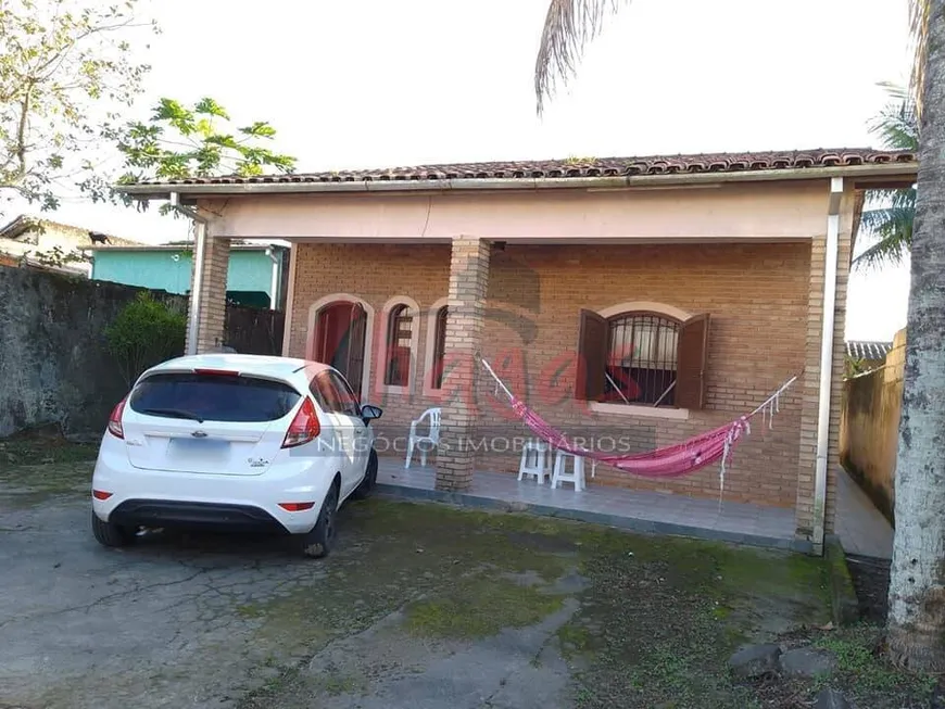 Foto 1 de Casa com 2 Quartos à venda, 350m² em Pegorelli, Caraguatatuba