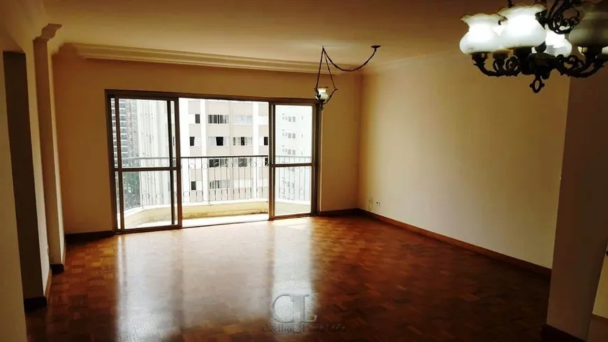 Foto 1 de Apartamento com 4 Quartos para venda ou aluguel, 158m² em Moema, São Paulo