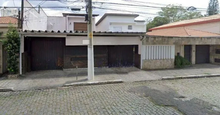 Foto 1 de Casa com 3 Quartos para alugar, 320m² em Vila Cordeiro, São Paulo