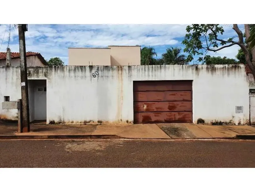 Foto 1 de Casa com 2 Quartos à venda, 69m² em Bela Vista, Ituiutaba