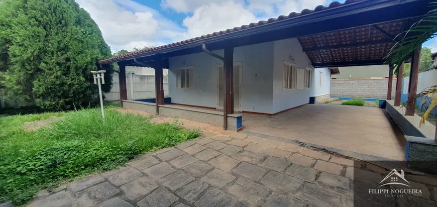 Foto 1 de Casa com 2 Quartos à venda, 138m² em Village Sao Roque, Miguel Pereira