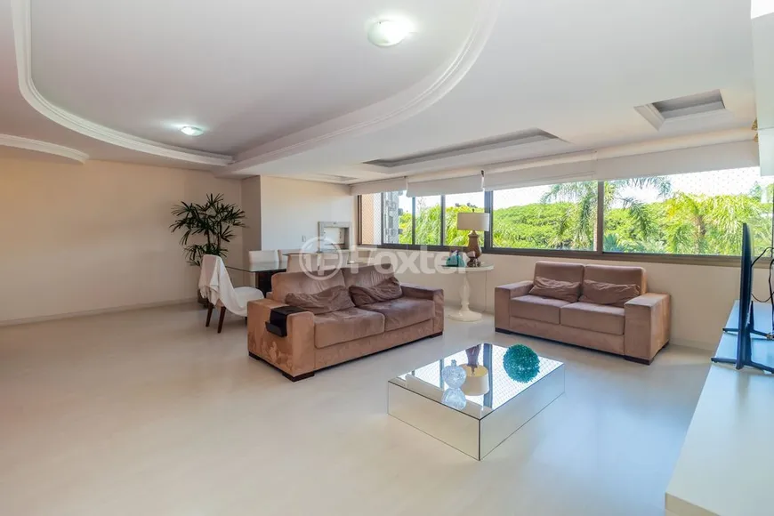 Foto 1 de Apartamento com 3 Quartos à venda, 118m² em Floresta, Porto Alegre