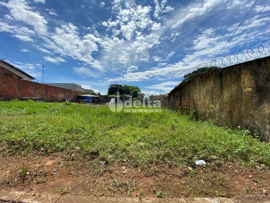 Foto 1 de à venda, 300m² em Lagoinha, Uberlândia