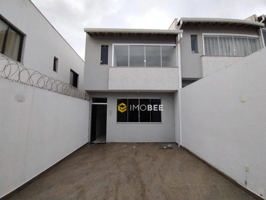 Foto 1 de Casa de Condomínio com 3 Quartos à venda, 100m² em Sinimbu, Belo Horizonte