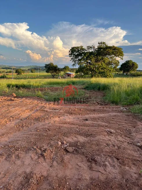 Foto 1 de Lote/Terreno à venda, 2100m² em , Santo Antônio de Goiás