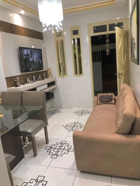 Foto 1 de Casa com 2 Quartos à venda, 100m² em Dezoito do Forte, Aracaju