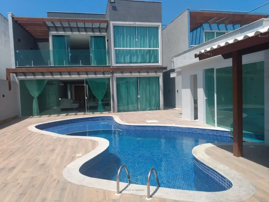 Foto 1 de Casa com 5 Quartos à venda, 322m² em Ogiva, Cabo Frio