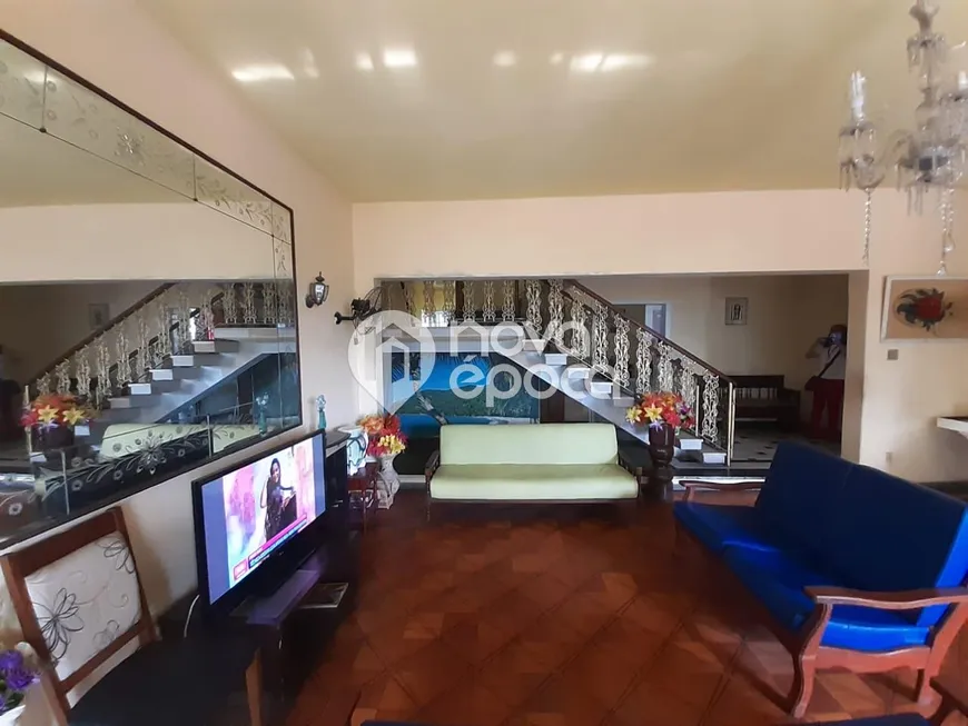 Foto 1 de Casa de Condomínio com 6 Quartos à venda, 300m² em Penha Circular, Rio de Janeiro