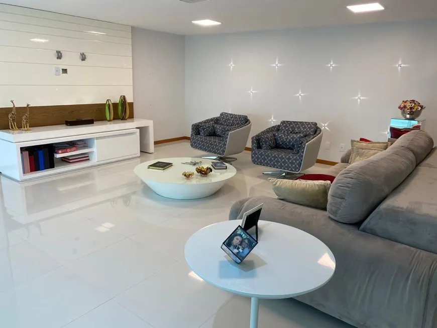 Foto 1 de Apartamento com 5 Quartos à venda, 141m² em Vilas do Atlantico, Lauro de Freitas