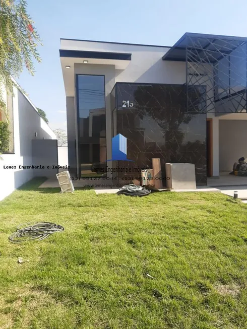 Foto 1 de Casa de Condomínio com 3 Quartos à venda, 205m² em Loteamento Residencial Reserva dos Lagos, Pindamonhangaba