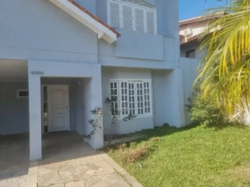 Foto 1 de Casa de Condomínio com 4 Quartos para venda ou aluguel, 360m² em Alphaville, Santana de Parnaíba