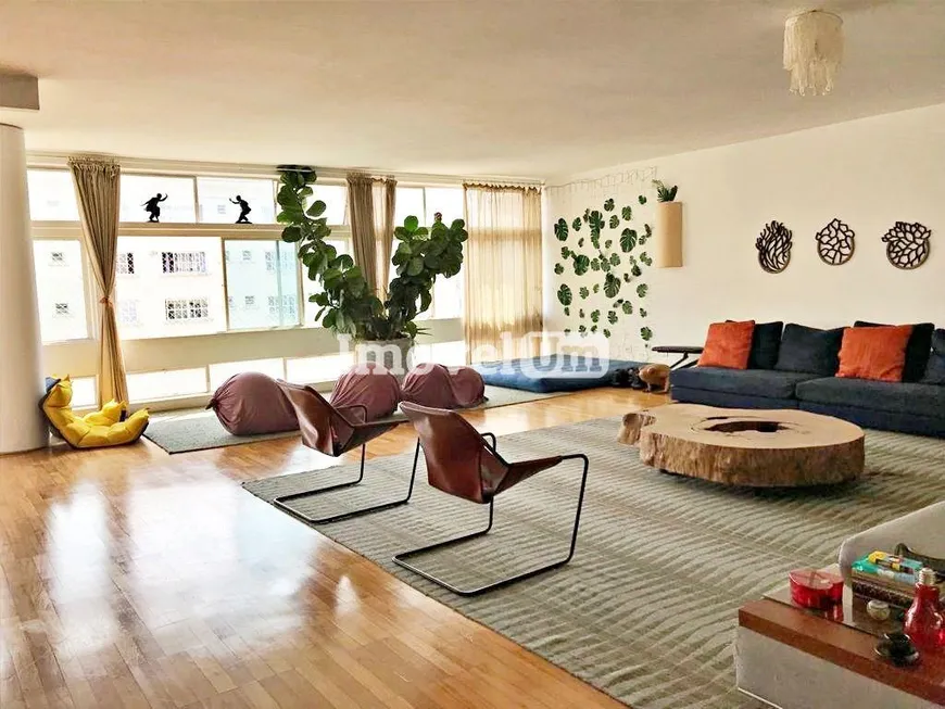 Foto 1 de Apartamento com 3 Quartos à venda, 259m² em Higienópolis, São Paulo