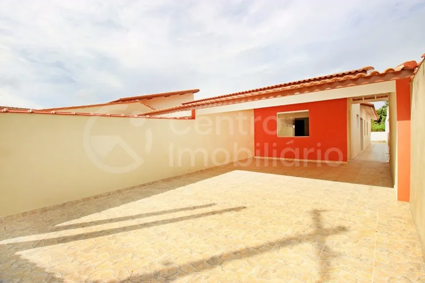 Foto 1 de Casa com 3 Quartos à venda, 103m² em Estancia Antonio Novaes, Peruíbe