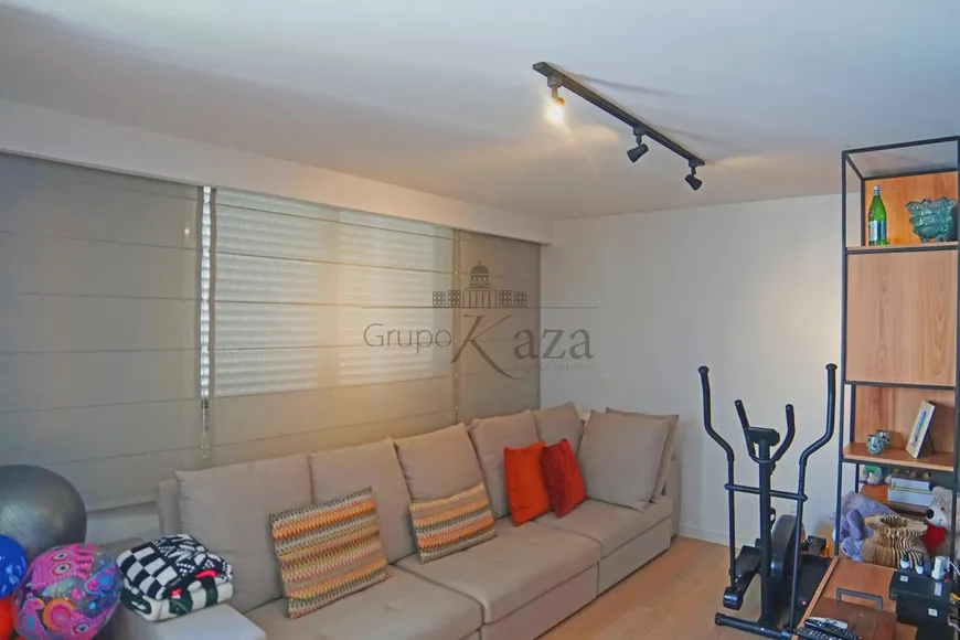 Foto 1 de Apartamento com 3 Quartos à venda, 140m² em Itaim Bibi, São Paulo