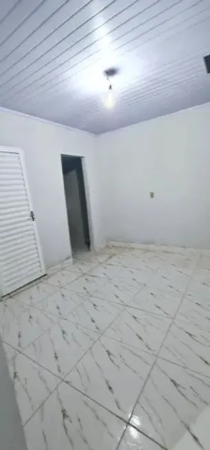 Foto 1 de Casa com 2 Quartos para venda ou aluguel, 90m² em Sao Caetano, Salvador