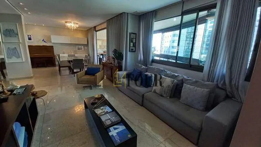 Foto 1 de Apartamento com 4 Quartos à venda, 180m² em Belvedere, Belo Horizonte