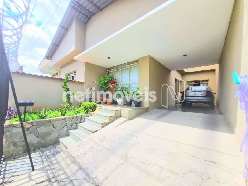 Foto 1 de Casa com 8 Quartos à venda, 360m² em Jardim Montanhês, Belo Horizonte