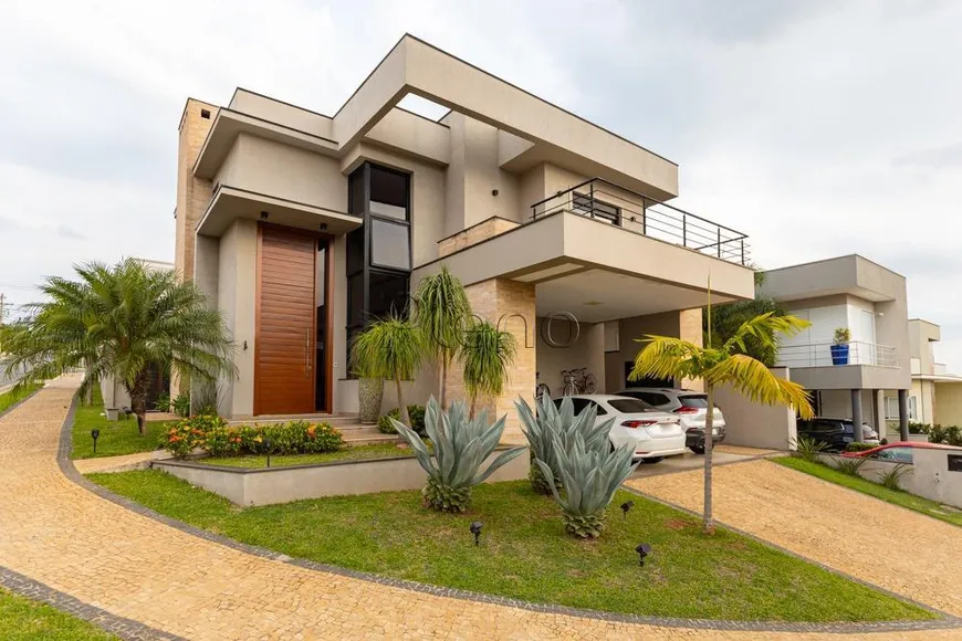 Foto 1 de Casa de Condomínio com 4 Quartos à venda, 250m² em Swiss Park, Campinas