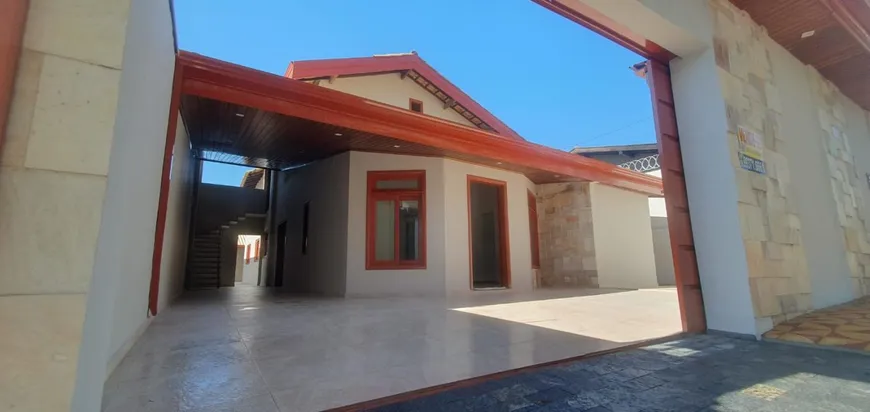 Foto 1 de Casa com 3 Quartos à venda, 320m² em Jardim Santa Rosalia, Sorocaba