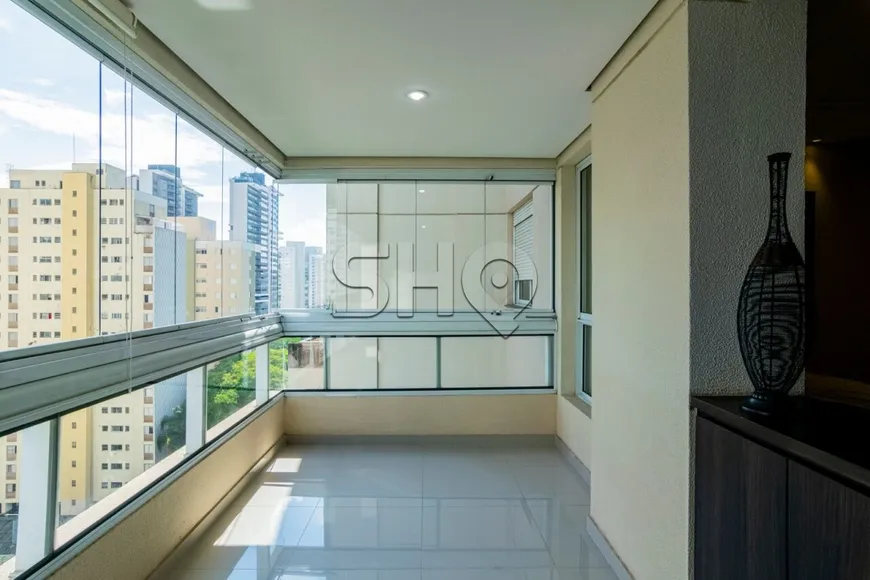 Foto 1 de Apartamento com 3 Quartos à venda, 128m² em Vila Romana, São Paulo