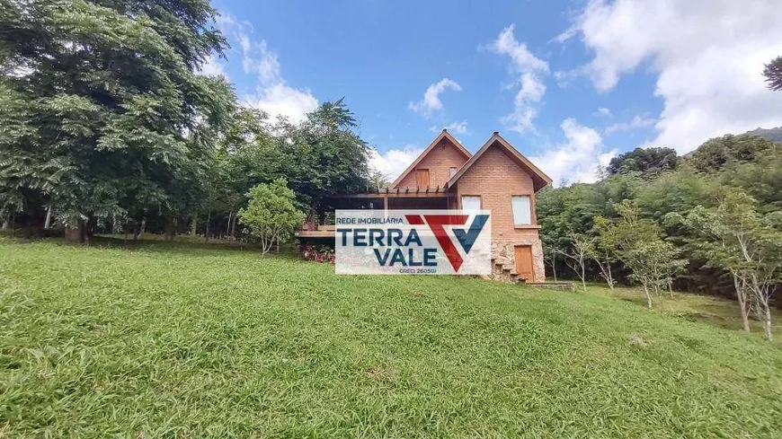 Foto 1 de Fazenda/Sítio com 2 Quartos à venda, 70m² em Residencial Village Serrano, São Bento do Sapucaí