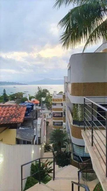 Foto 1 de Cobertura com 2 Quartos à venda, 99m² em Canasvieiras, Florianópolis