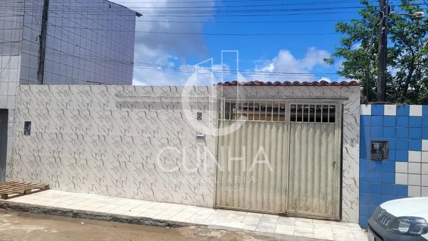 Foto 1 de Casa com 2 Quartos à venda, 240m² em Tabuleiro do Pinto, Rio Largo