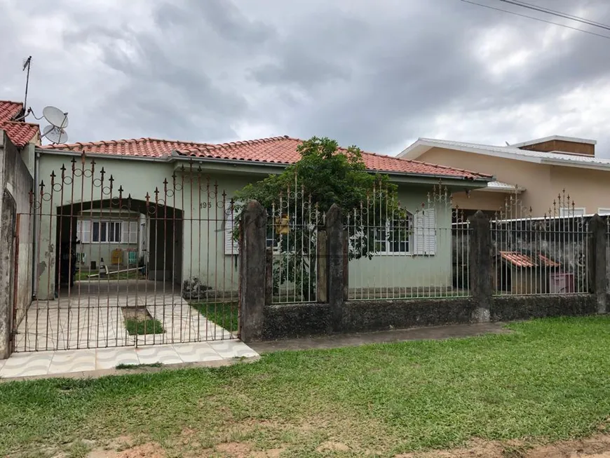 Foto 1 de Casa com 4 Quartos à venda, 300m² em Vila Nova, Imbituba
