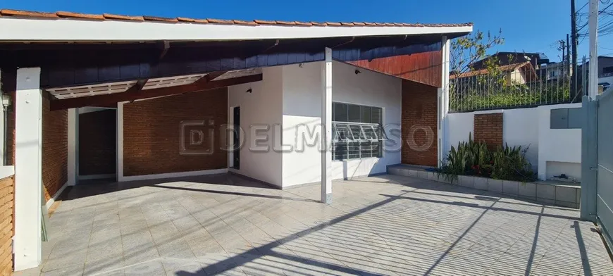 Foto 1 de Casa com 3 Quartos à venda, 250m² em Curral, Ibiúna