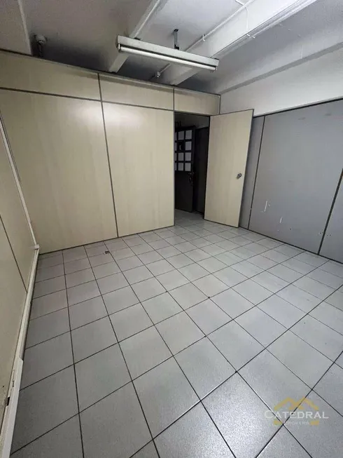 Foto 1 de Sala Comercial para alugar, 55m² em Anhangabau, Jundiaí