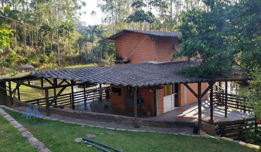 Foto 1 de Fazenda/Sítio com 1 Quarto à venda, 67m² em Centro, São Pedro de Alcântara