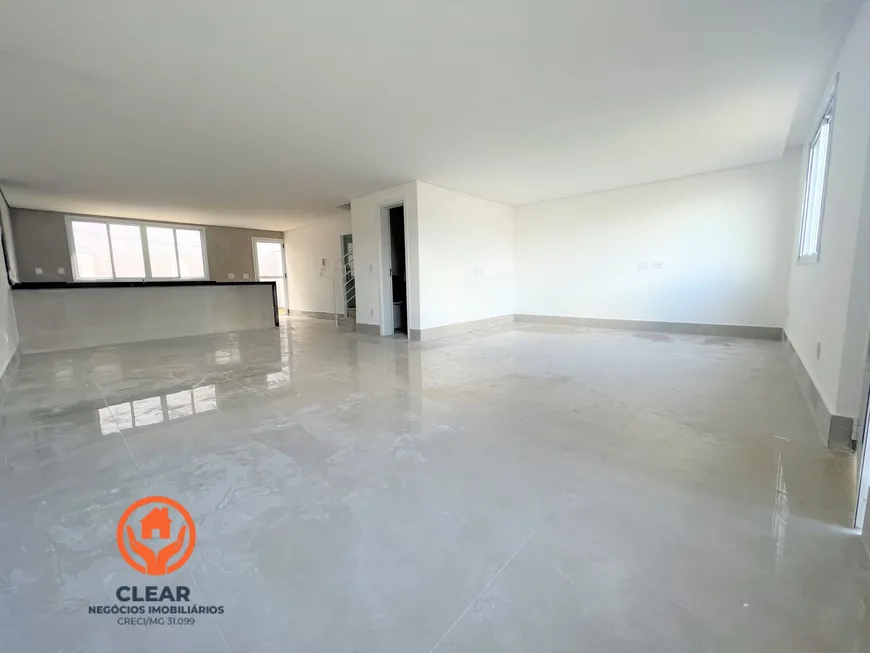 Foto 1 de Casa com 3 Quartos à venda, 190m² em Trevo, Belo Horizonte