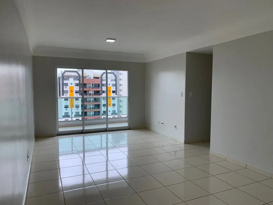 Foto 1 de Apartamento com 3 Quartos para alugar, 110m² em Centro, Campos dos Goytacazes