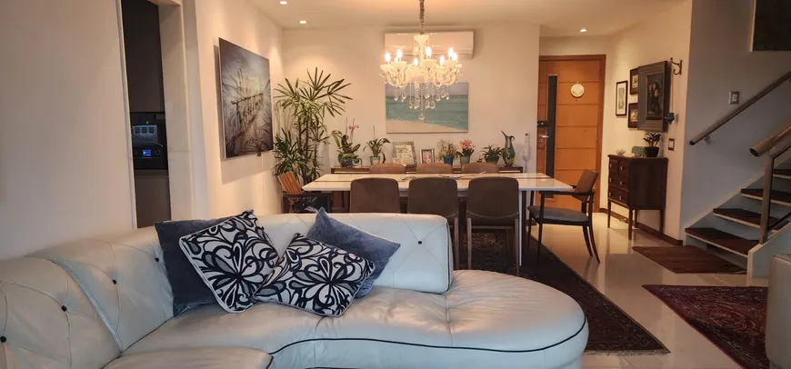 Foto 1 de Apartamento com 4 Quartos à venda, 245m² em Boa Viagem, Niterói