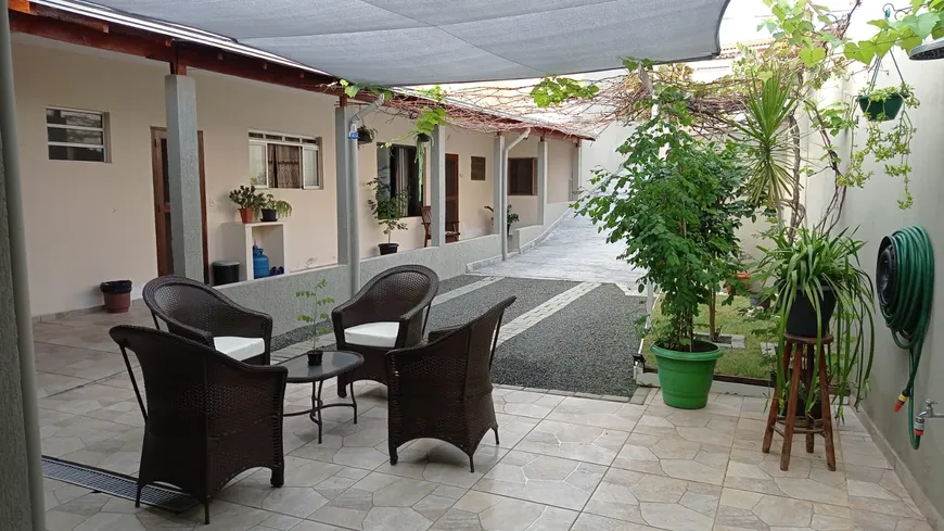 Foto 1 de Casa com 2 Quartos à venda, 190m² em Vila Haro, Sorocaba