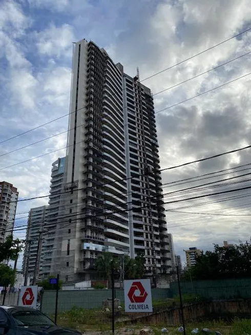 Foto 1 de Apartamento com 4 Quartos à venda, 271m² em Meireles, Fortaleza