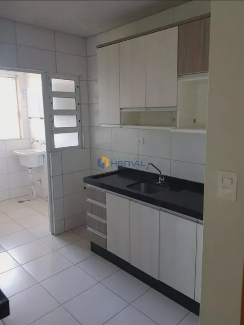 Foto 1 de Apartamento com 3 Quartos à venda, 78m² em Zona 28, Maringá