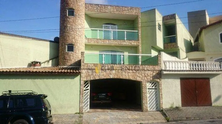 Foto 1 de Casa com 3 Quartos à venda, 350m² em Vila Curuçá, Santo André