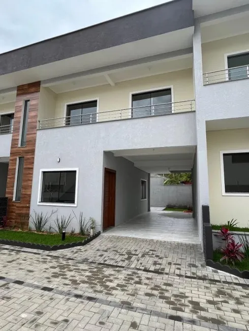 Foto 1 de Sobrado com 3 Quartos à venda, 117m² em Bom Retiro, Joinville