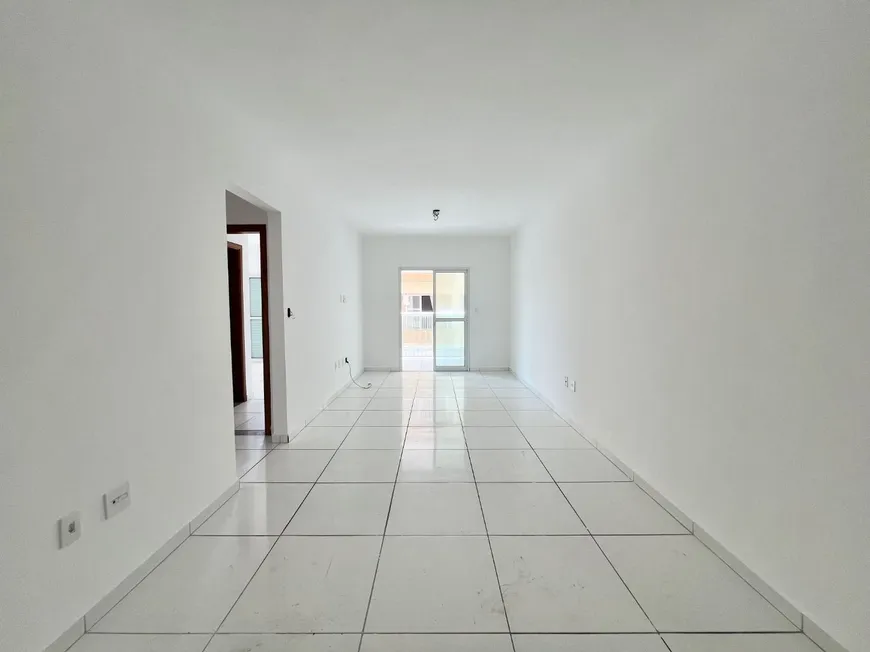 Foto 1 de Apartamento com 2 Quartos para alugar, 94m² em Vila Tupi, Praia Grande