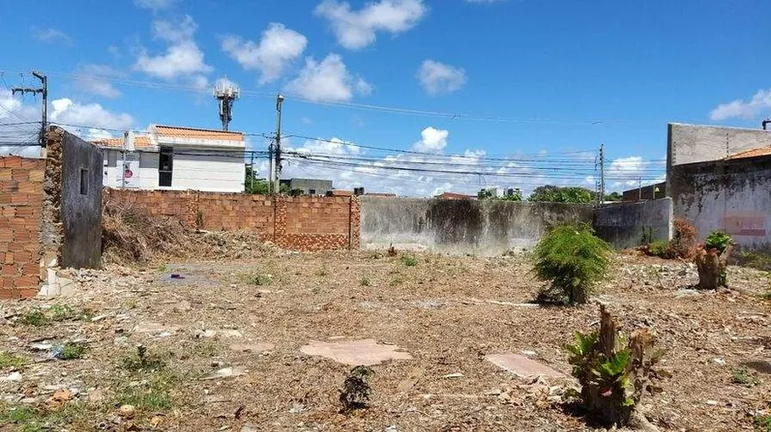 Foto 1 de Lote/Terreno à venda, 766m² em Atalaia, Aracaju