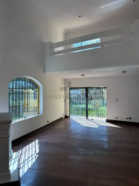 Foto 1 de Casa com 3 Quartos à venda, 349m² em Morumbi, São Paulo