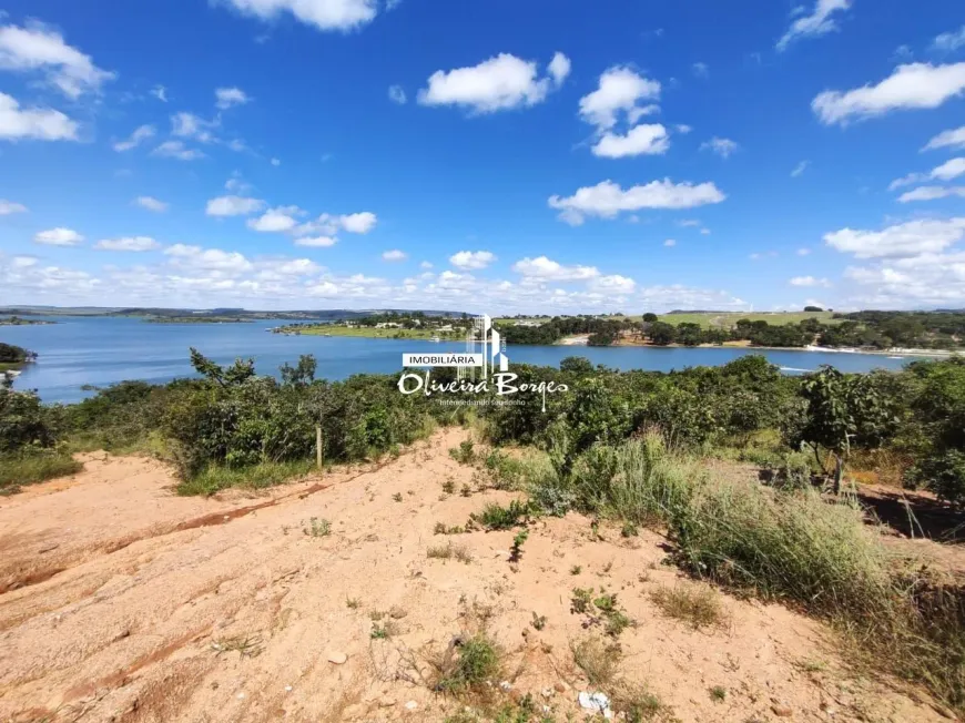 Foto 1 de Lote/Terreno à venda, 400m² em Centro, Abadiânia