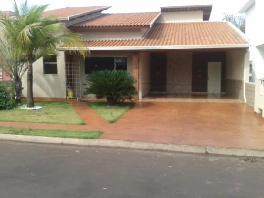 Foto 1 de Casa de Condomínio com 3 Quartos à venda, 200m² em Jardinopolis, Jardinópolis