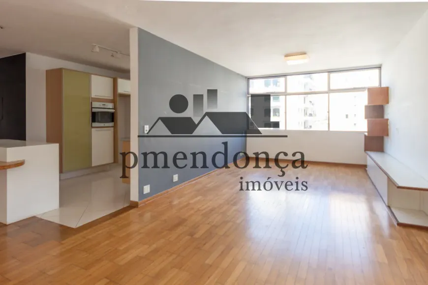 Foto 1 de Apartamento com 3 Quartos à venda, 176m² em Higienópolis, São Paulo