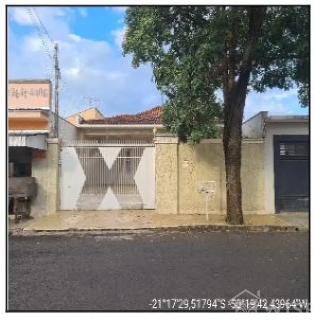 Foto 1 de Casa com 3 Quartos à venda, 231m² em Parque Residencial Nelson Calixto, Birigui