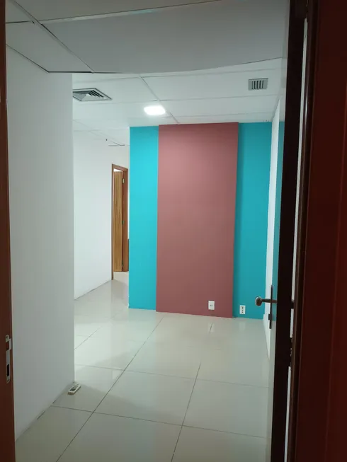 Foto 1 de Sala Comercial para alugar, 46m² em Paralela, Salvador